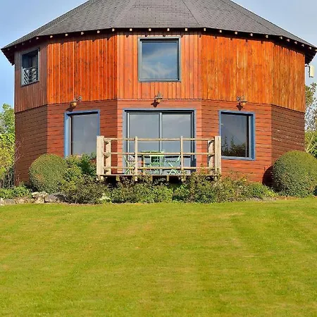 Feriehus La Maison Ronde Et Ses 2 Cahutes