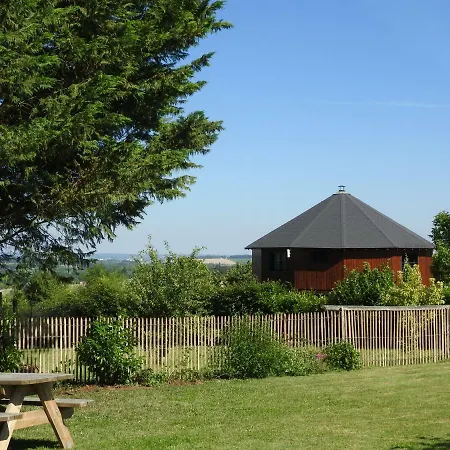 Дом отдыха La Maison Ronde Et Ses 2 Cahutes