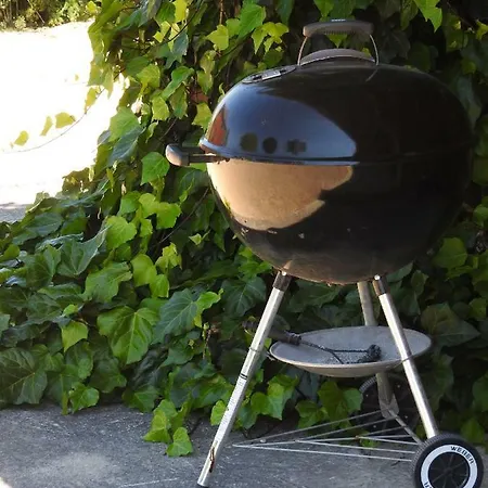 La Maison Ronde Et Ses 2 Cahutes Nyaraló *