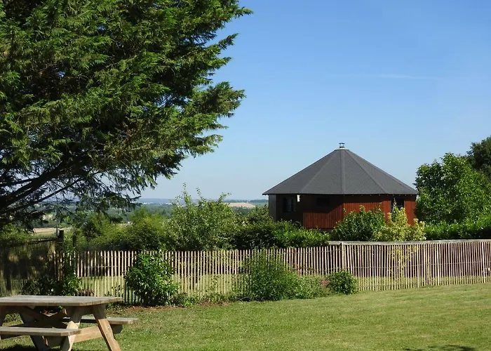 Holiday home La Maison Ronde Et Ses 2 Cahutes